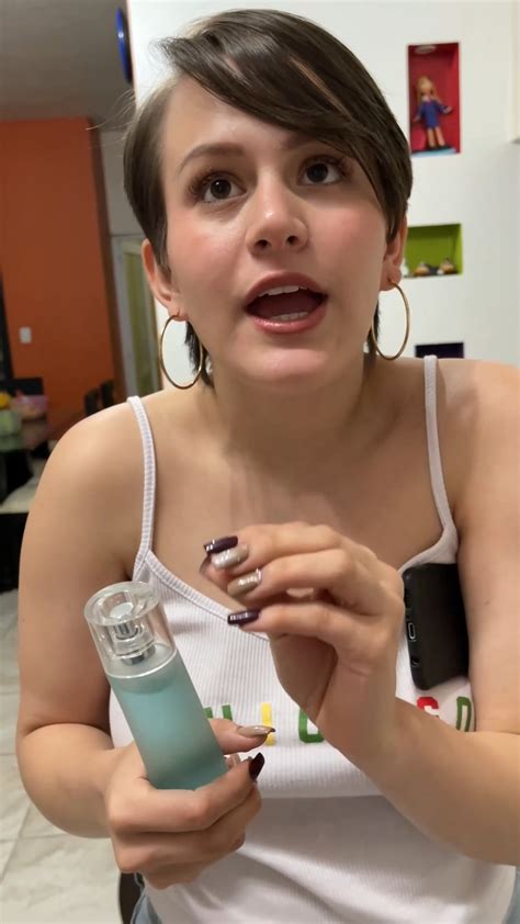 Le doy de Regalo a mi Novia el Perfume que Usaba mi Ex😂😡 | Le doy de