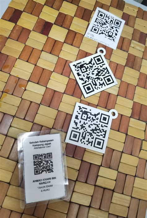 Selalu Sangat ‘Lunyai’, Bapa Kongsi Cara Buat Kod QR 3D Kad Kehadiran ...
