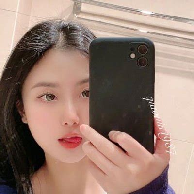 俏妞T on Twitter: "蓝天白云 #俏妞 #微密圈 https://t.co/oDAd3kqyJc" / Twitter