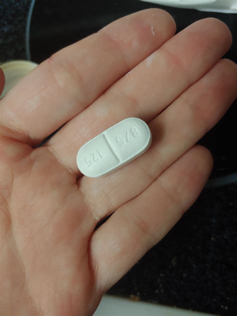 The size of this antibiotic pill I have to take : AbsoluteUnits