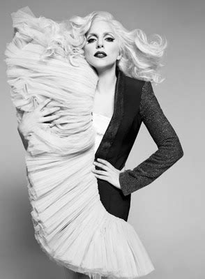 W!B Sallus: ELLE MAGAZINE COM LADY GAGA