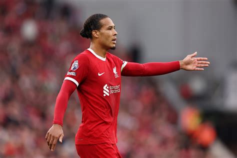 Verified Arsenal vs Liverpool crew information: Van Dijk absent for ...
