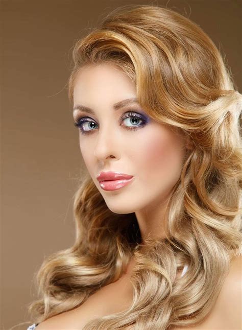 Miss Intercontinental SerbiaValentina Petrovic - Miss Intercontinental
