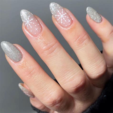 45 Trendy Winter Nail Designs You Need To Try Out This Season