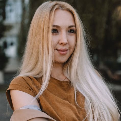 Юлия Разевич