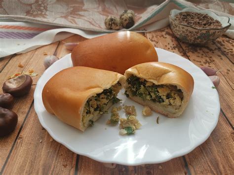 Пирожок с луком и яйцом — Дом Пекаря