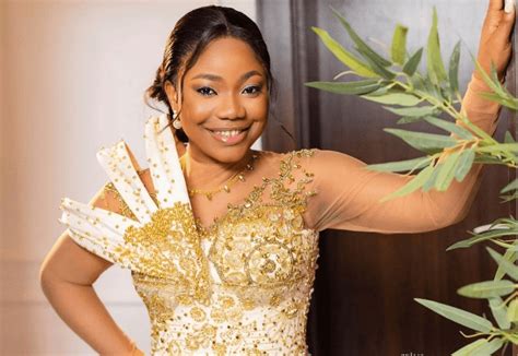 what is the net worth of mercy chinwo