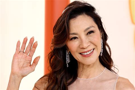 Michelle Yeoh Was Serving Swan Lake on the Oscars Red Carpet | Glamour
