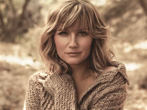 Jennifer Nettles ready to heat up the stage at Freedom Over Texas event