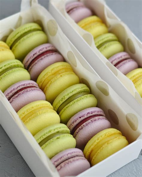 Макаронс ассорти "FRUITS PARADISE" (12шт.) - Karlson-cake.com
