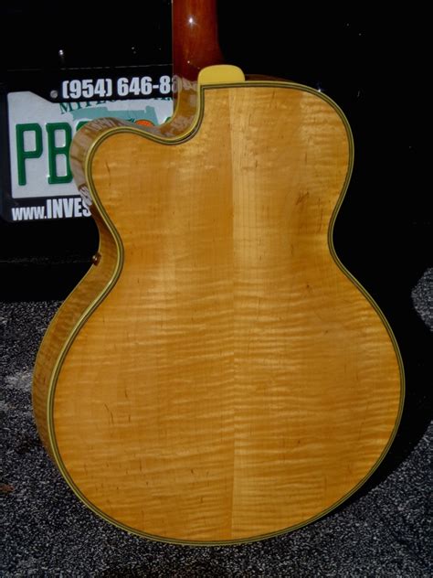 Jim Triggs Archtop Guitar 1992 Blonde Guitar For Sale Guitarbroker