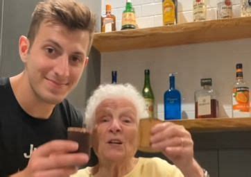 grandma's house with ross smith net worth