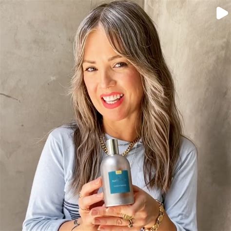 Comptoir Sud Pacifique - Vanille Banane | Luckyscent | Videos | Reviews