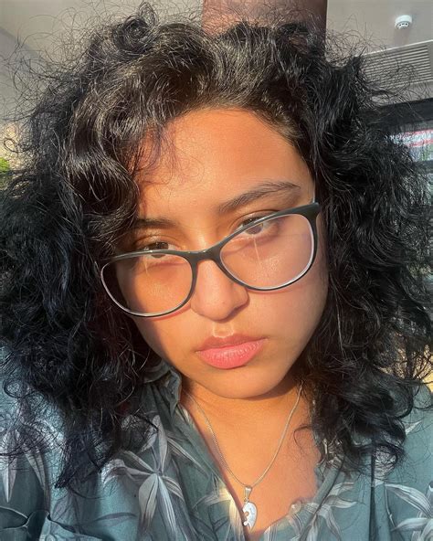 Nicole Elizabeth (@nicole26elizabeth) • Instagram photos and videos