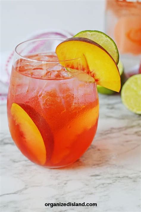 20 Best Fruity Vodka Cocktails to Drink in 2023 - MyBartender