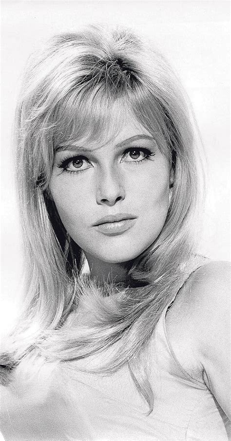 Olga Schoberová - IMDb