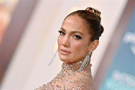 10 Best Jennifer Lopez Songs of All Time - Singersroom.com