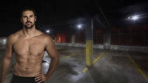 Brad Pitt Fight Club Workout - How to Get Ripped Like Brad Pitt - YouTube