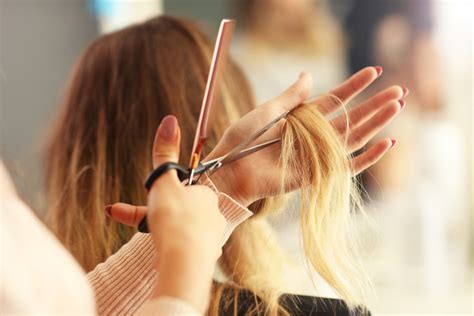 Cosmetology vs. Esthetics: Which School is Right for Me? | Vogue ...