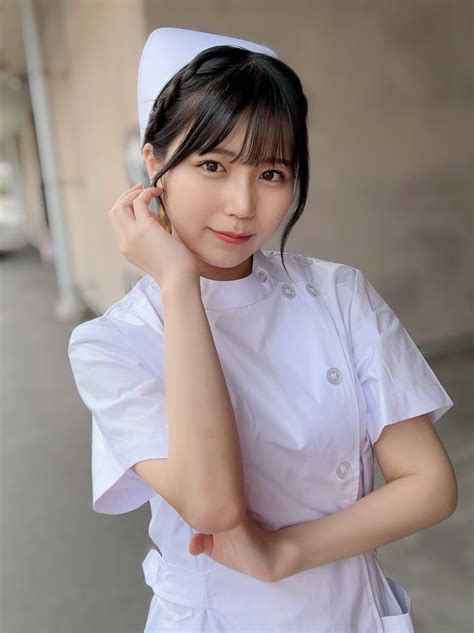 小島 愛子 on Twitter | ナースコスチューム, 女性モデルポーズ, スタイル