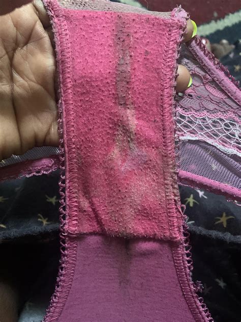 Come sniff my dirty panties😋😋🔞it’s smells so delicious 🤤 | Scrolller