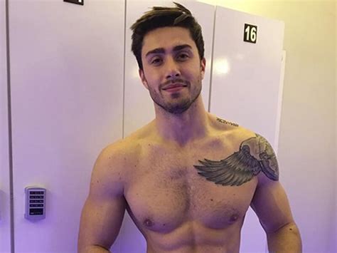 Okan Serbes Kimdir? Okan Serbes Biyografi - Sosyola