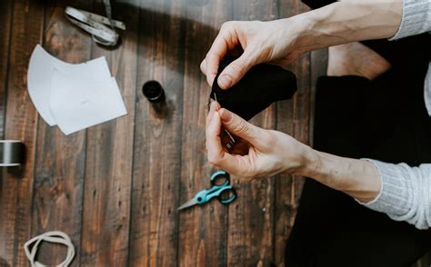 Cómo coser a mano paso a paso
