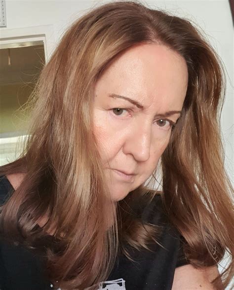 Poesia polacca: l’Oriente e l’Occidente nei versi di Danuta Zasada | L