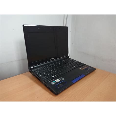toshiba nb  gb ram gb hdd intel gma   hour  battery
