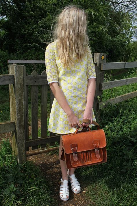 Charmaines Closet: Channeling my inner girly girl, again..