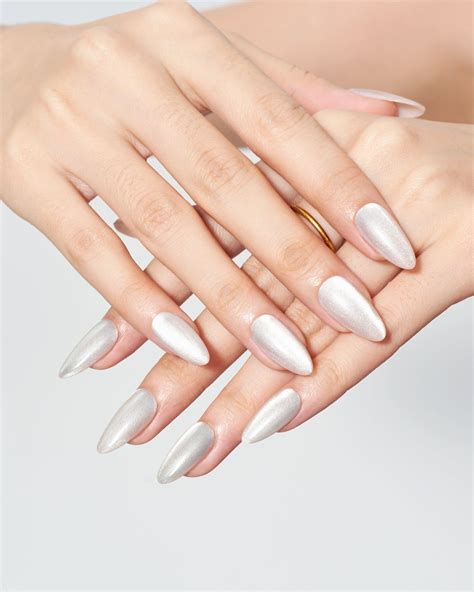 Cat Eye/Cream(Handmade) | Cat eye nails, Girly acrylic nails, Classy nails