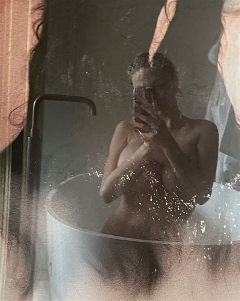 Caroline Vreeland Nude 2 - DrunkenStepFather.com