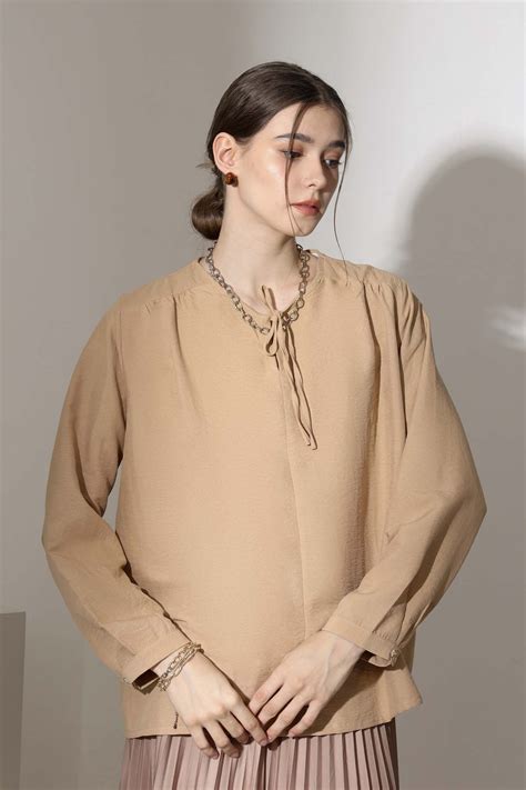 Chika Top | Hava Indonesia