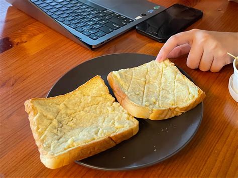 Here are 3 ways to enjoy the new Shokupan Gold Butter Loaf for a taste