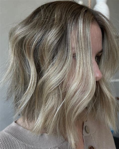 MEGAN ABSHIRE (@melomegshair) • Instagram photos and videos