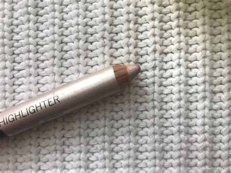 Спасение для глаз: Catrice хайлайтер в карандаше 2 в 1 Brow Lifter ...