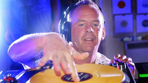 Download Music Fatboy Slim HD Wallpaper