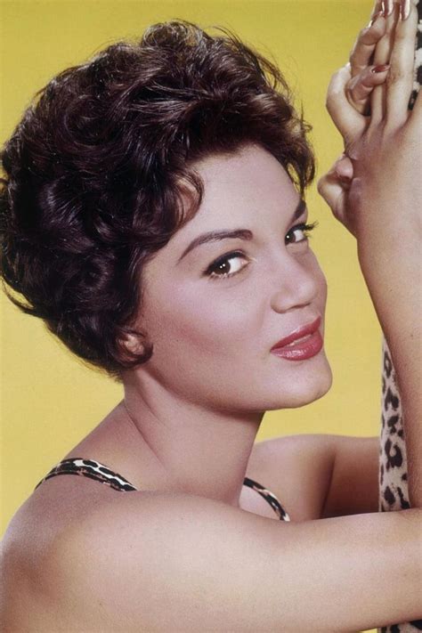 Connie Francis - About - Entertainment.ie
