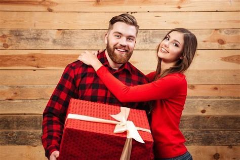 Что подарить мужчине на 29 лет: ТОП 25+ крутых идей подарков