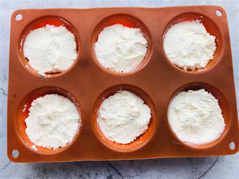 Часто готовлю на завтрак эту вкусноту из творога: нежные творожники без ...