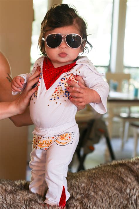 elvis and priscilla presley halloween costumes