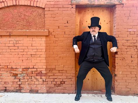 FRINGE REVIEW: Amor de Cosmos puts early Canadian politics to song ...