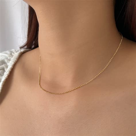 minimalist loop chain