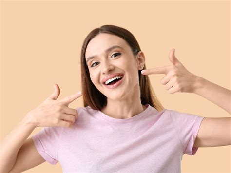 Razones de por qué es importante tener las encías sanas