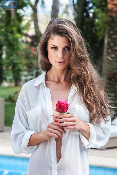 Alissa Harouat Nacktbilder vom Playboy, OnlyFans leaks und unzensierte