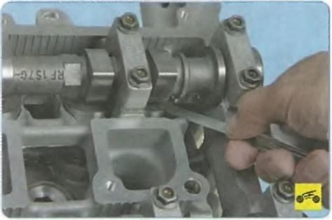 Регулировка зазоров в приводе клапанов Ford Focus 3