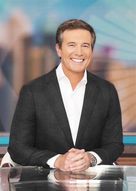 Longtime anchor Jeff Glor and three correspondents exit CBS News in