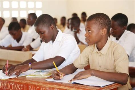 Côte d'Ivoire : la CIE a remis 400 millions aux meilleurs élèves - YOP ...