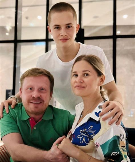 Создать мем "российские сериалы, сериалы на стс, сериал ивановы ...