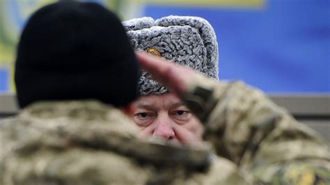 Poroshenko Vows to Take Back Crimea